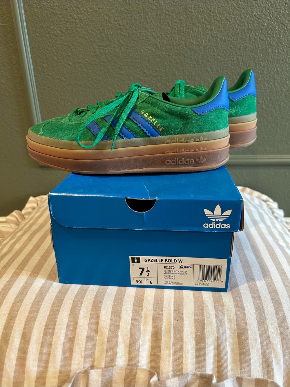 adidas Gazelle Bold W Green Suede Platform Sneakers